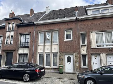 Gezellige, lichtrijke woning met terras&tuin