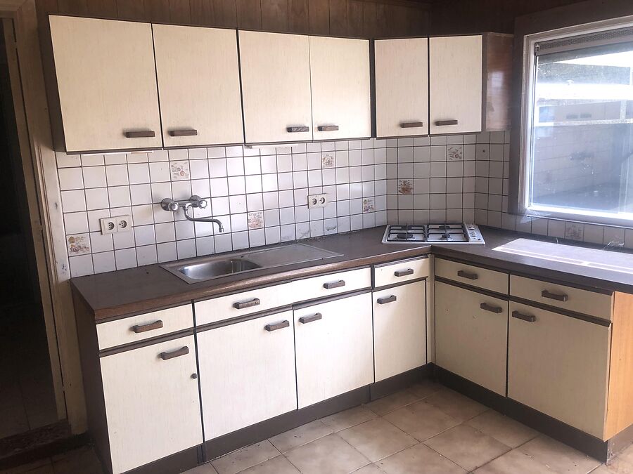 Renovatiepand/slooppand Doornhoekstr 17 Bekegem