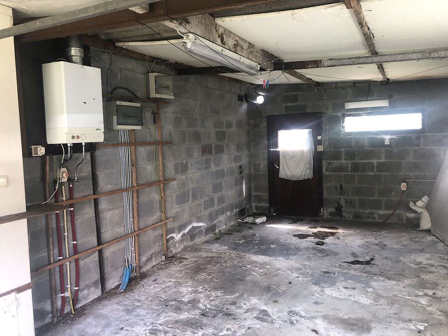 Renovatiepand/slooppand Doornhoekstr 17 Bekegem