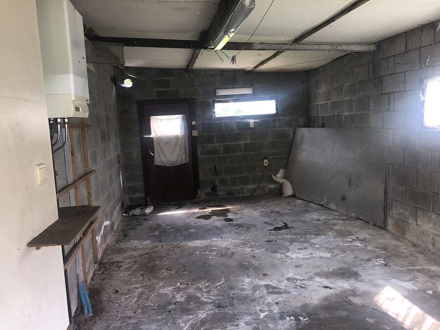 Renovatiepand/slooppand Doornhoekstr 17 Bekegem