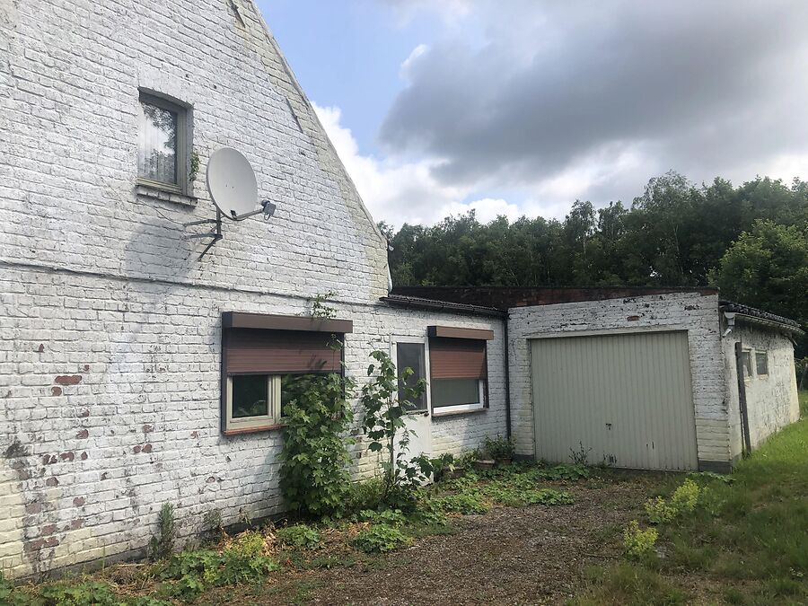 Renovatiepand/slooppand Doornhoekstr 17 Bekegem