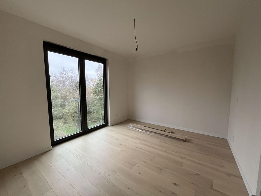 Zonovergoten nieuwbouw appartement + garage