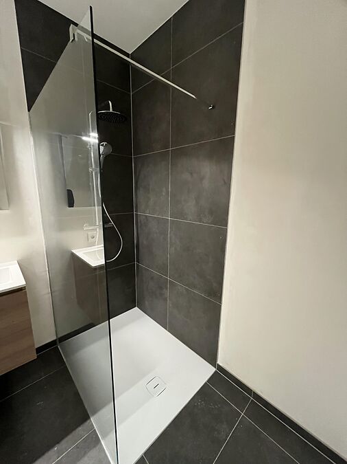 Zonovergoten nieuwbouw appartement + garage