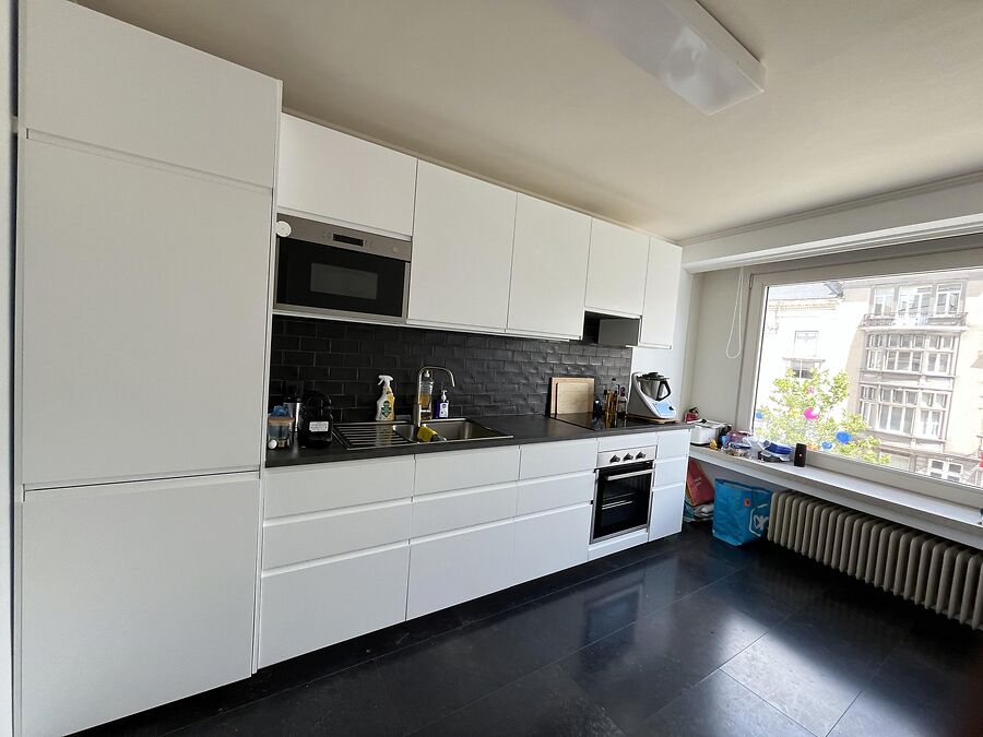Instapklaar, vernieuwd appartement