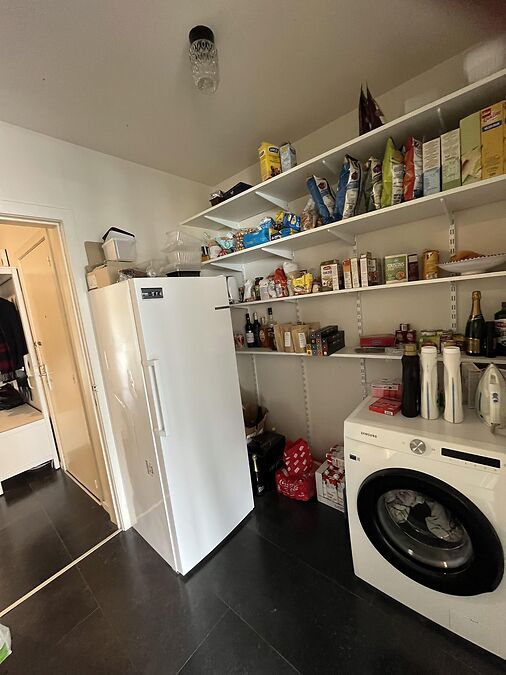 Instapklaar, vernieuwd appartement