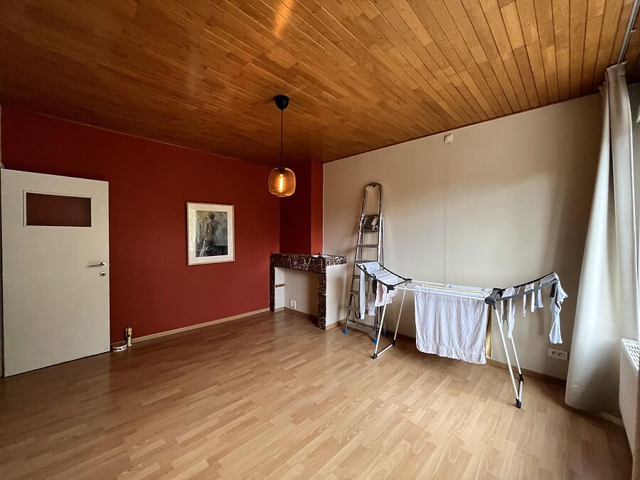 Gezellige, lichtrijke woning met terras&tuin