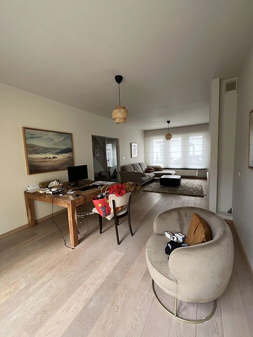Gezellige, lichtrijke woning met terras&tuin