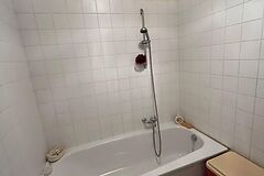 RUIM, LICHTRIJK APPARTEMENT
