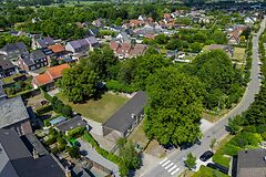 Te renoveren school in het groene Bellem