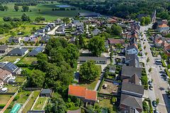 Te renoveren school in het groene Bellem