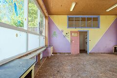Te renoveren school in het groene Bellem