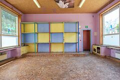 Te renoveren school in het groene Bellem