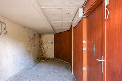 Te renoveren school in het groene Bellem