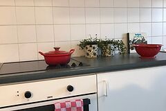 NIEUW GESCHILDERD APPARTEMENT