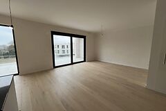 Zonovergoten nieuwbouw appartement + garage