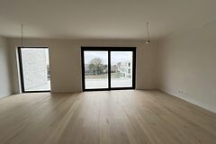 Zonovergoten nieuwbouw appartement + garage