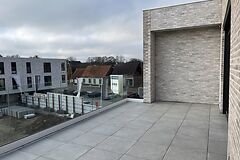 Zonovergoten nieuwbouw appartement + garage