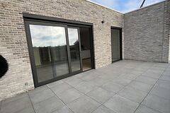 Zonovergoten nieuwbouw appartement + garage