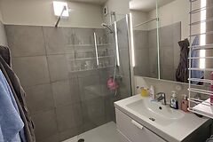 Instapklaar, vernieuwd appartement