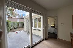 Gezellige, lichtrijke woning met terras&tuin